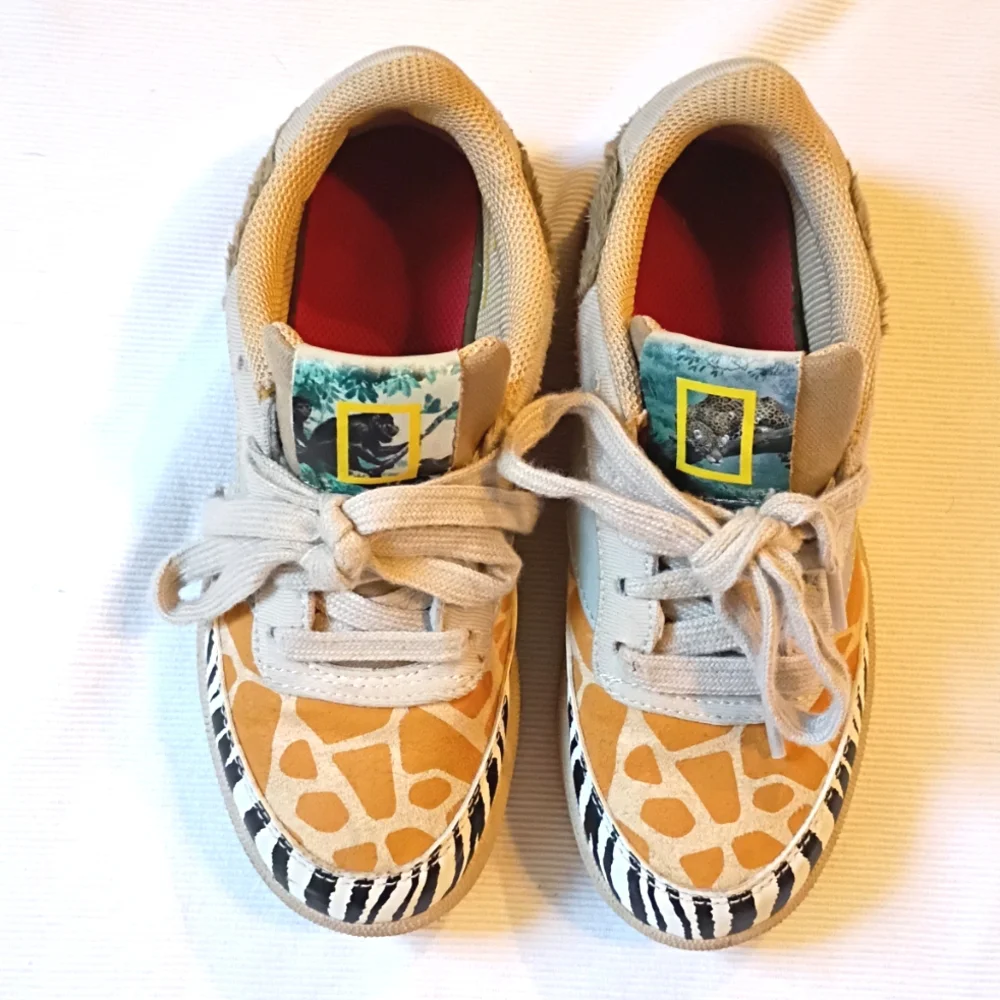 Reebok National Geographic Girls Sneakers - Picture 3 of 9